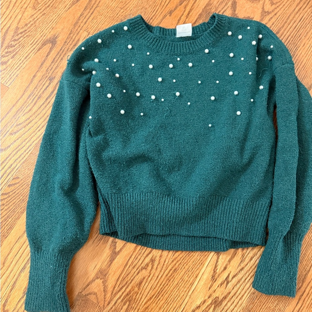 Abercrombie kids green Sweater with Pearl Accents